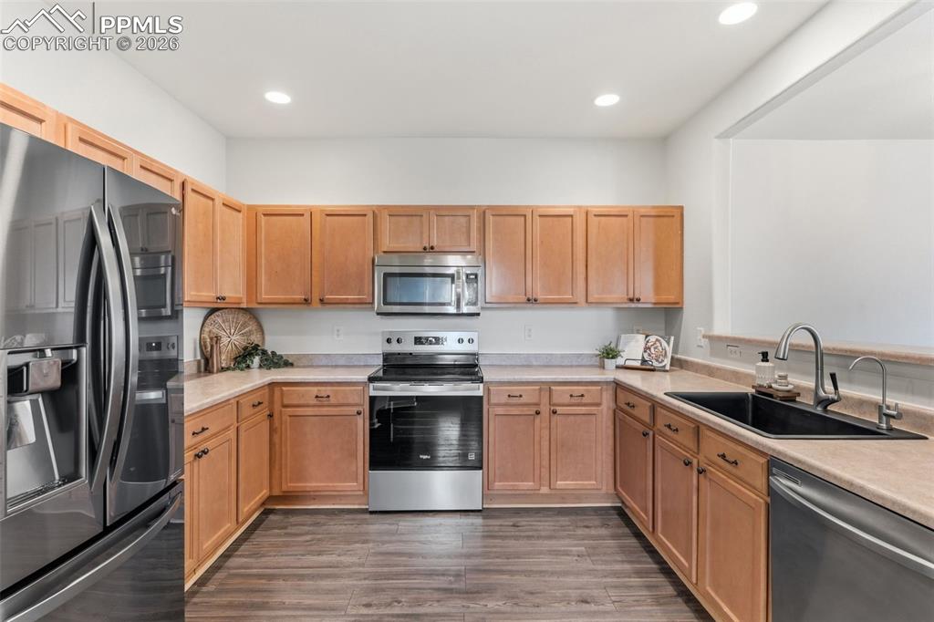 Image 12 of 47: Kitchen