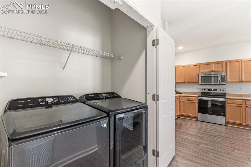 Image 14 of 47: Laundry