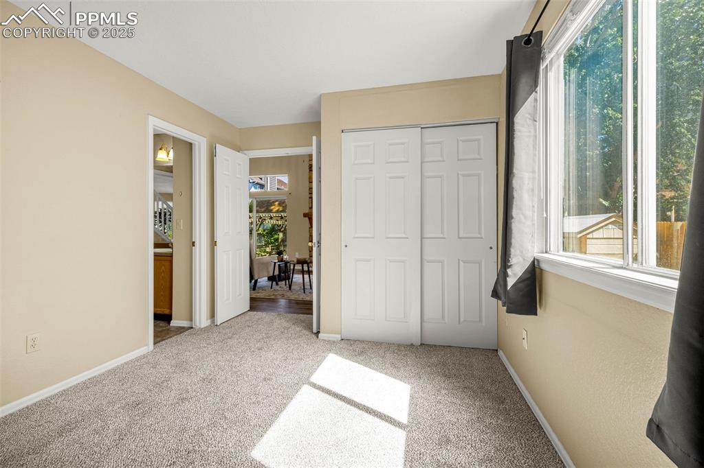 Image 15 of 36: Bedroom