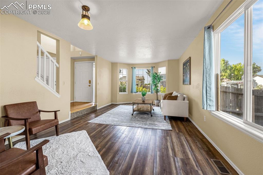 Image 6 of 36: Living Room
