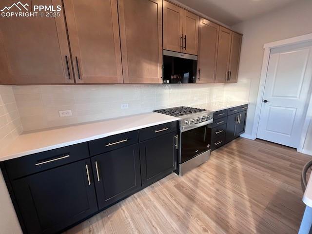 Image 2 of 15: Kitchen