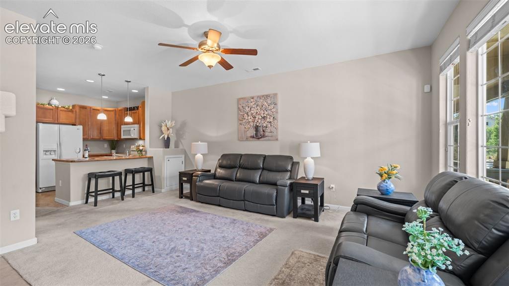 Image 4 of 25: Living Room