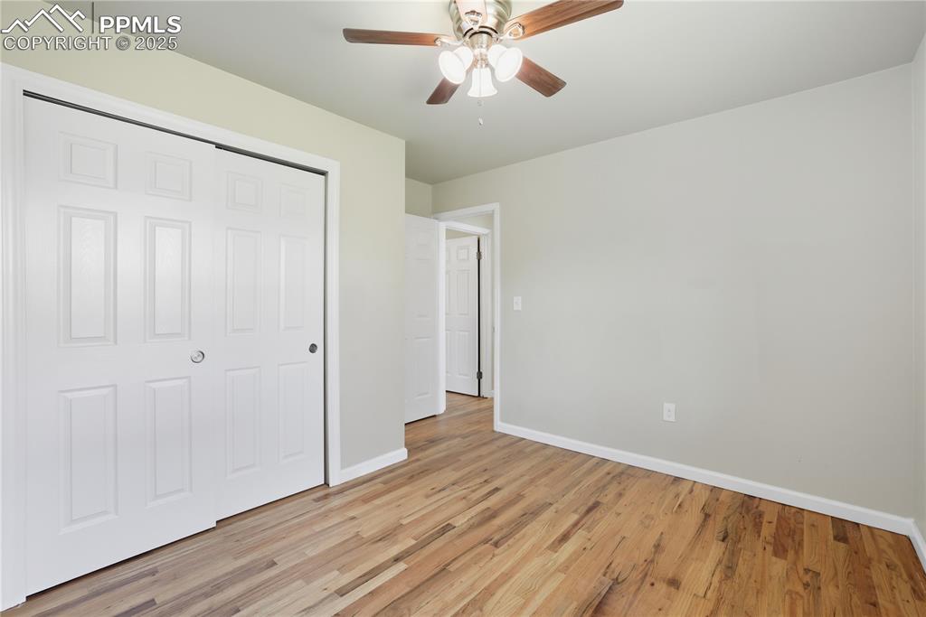 Image 14 of 39: Bedroom