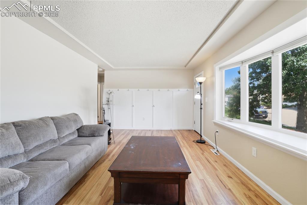 Image 3 of 39: Living Room