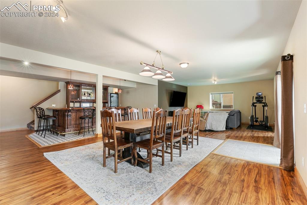 Image 26 of 39: Family Room
