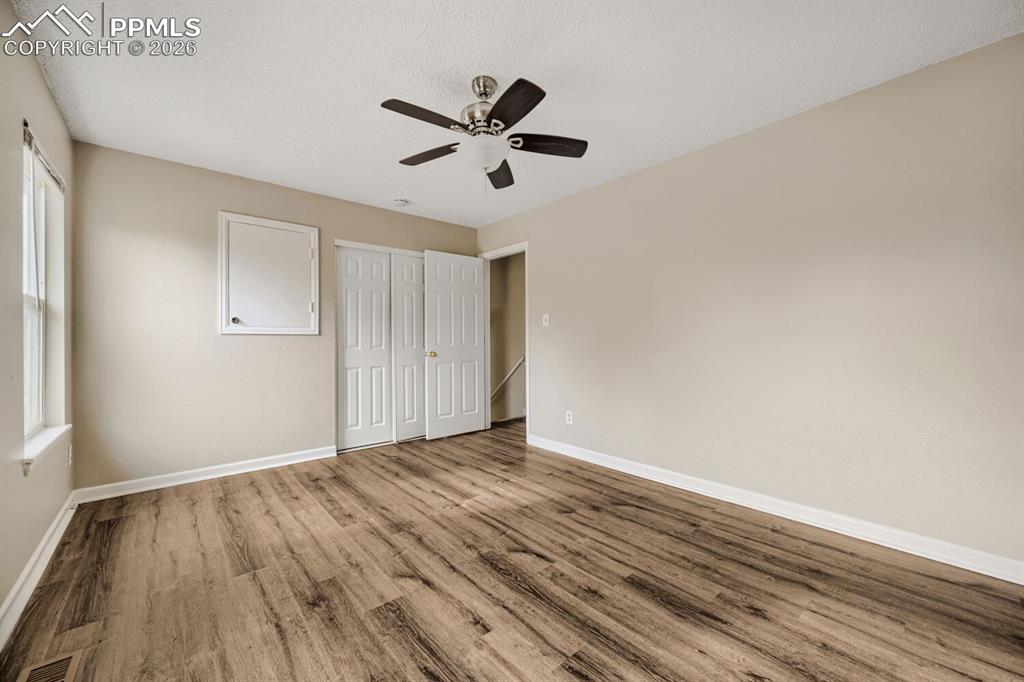 Image 18 of 30: Family Room