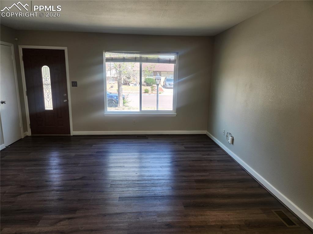 Image 4 of 11: Addendum