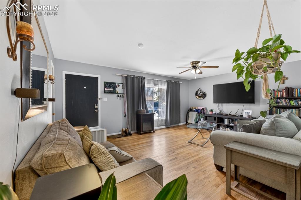 Image 5 of 19: Living Room