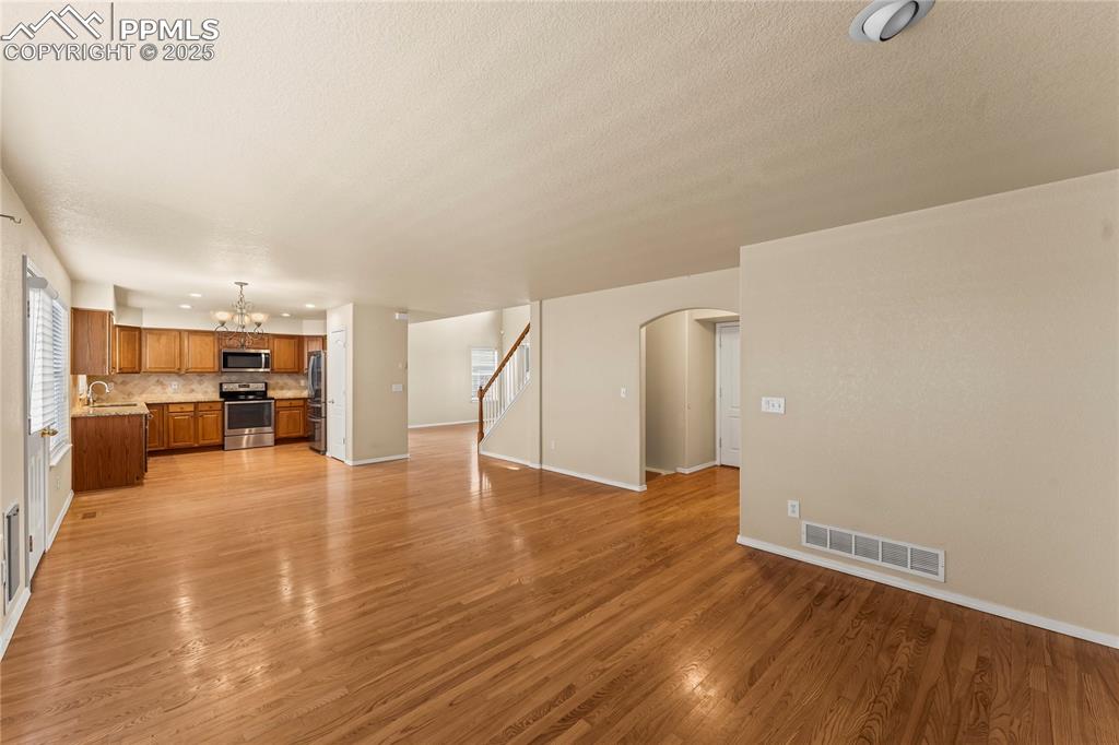 Image 12 of 45: Living Room