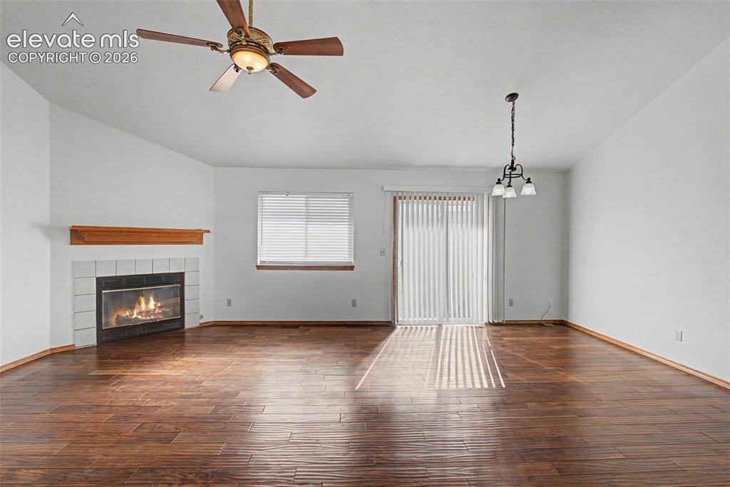 Image 8 of 29: Living Room