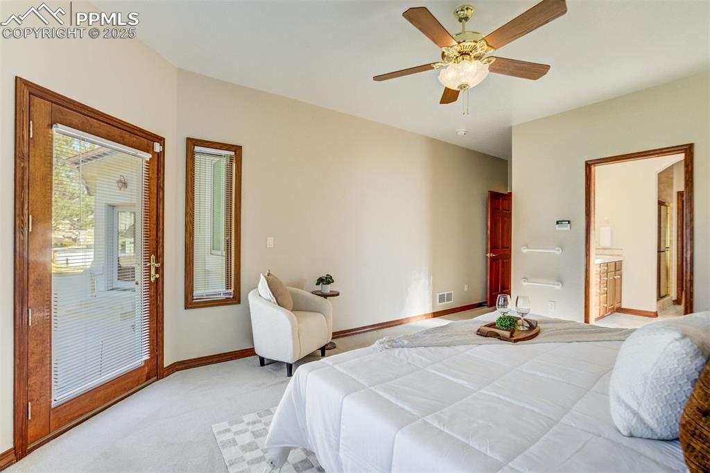 Image 20 of 49: Direct access to the patio.