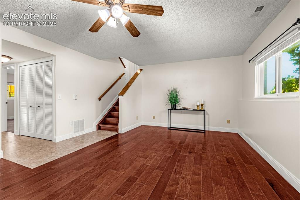 Image 35 of 49: Family Room