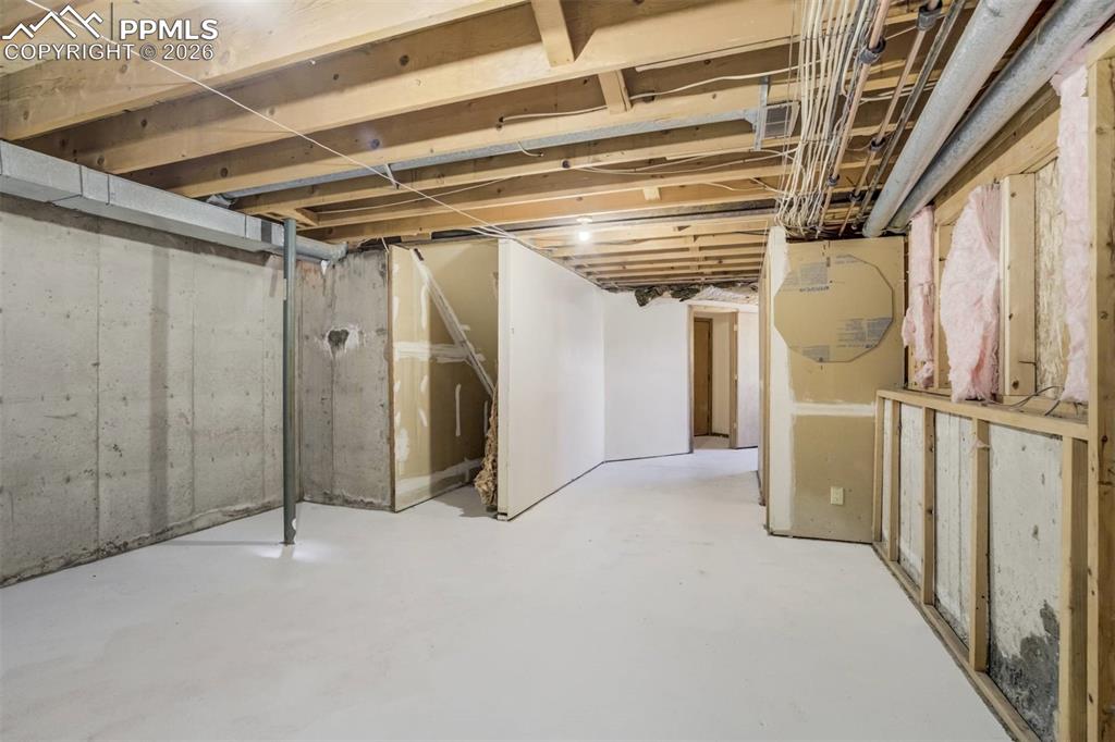 Image 32 of 50: Basement