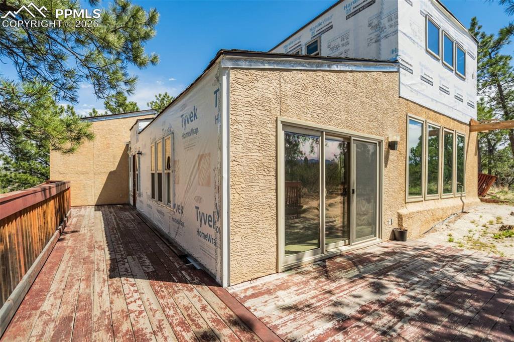 Image 36 of 50: Back of Structure