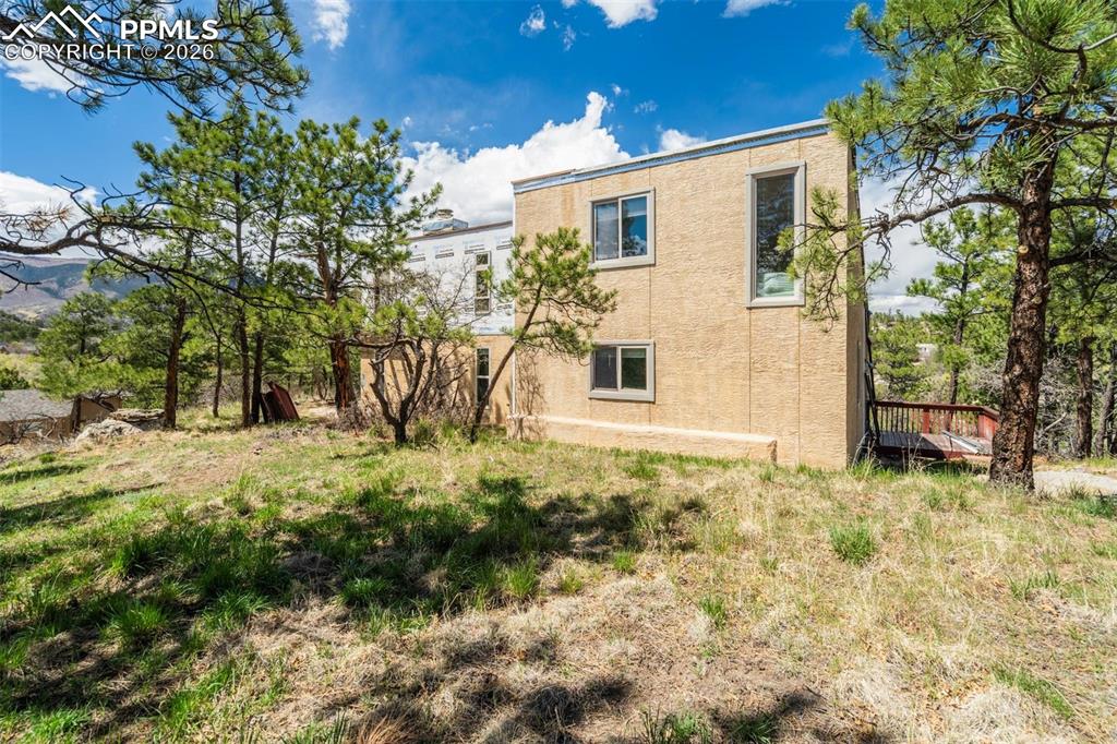 Image 41 of 50: Back of Structure