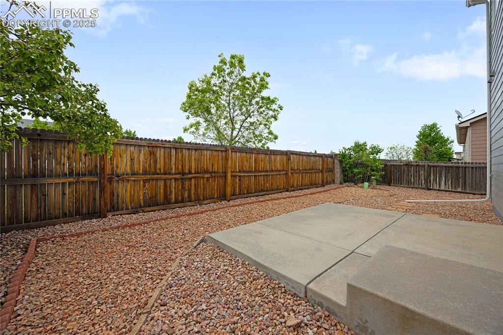 Image 21 of 25: Patio for al fresco dining