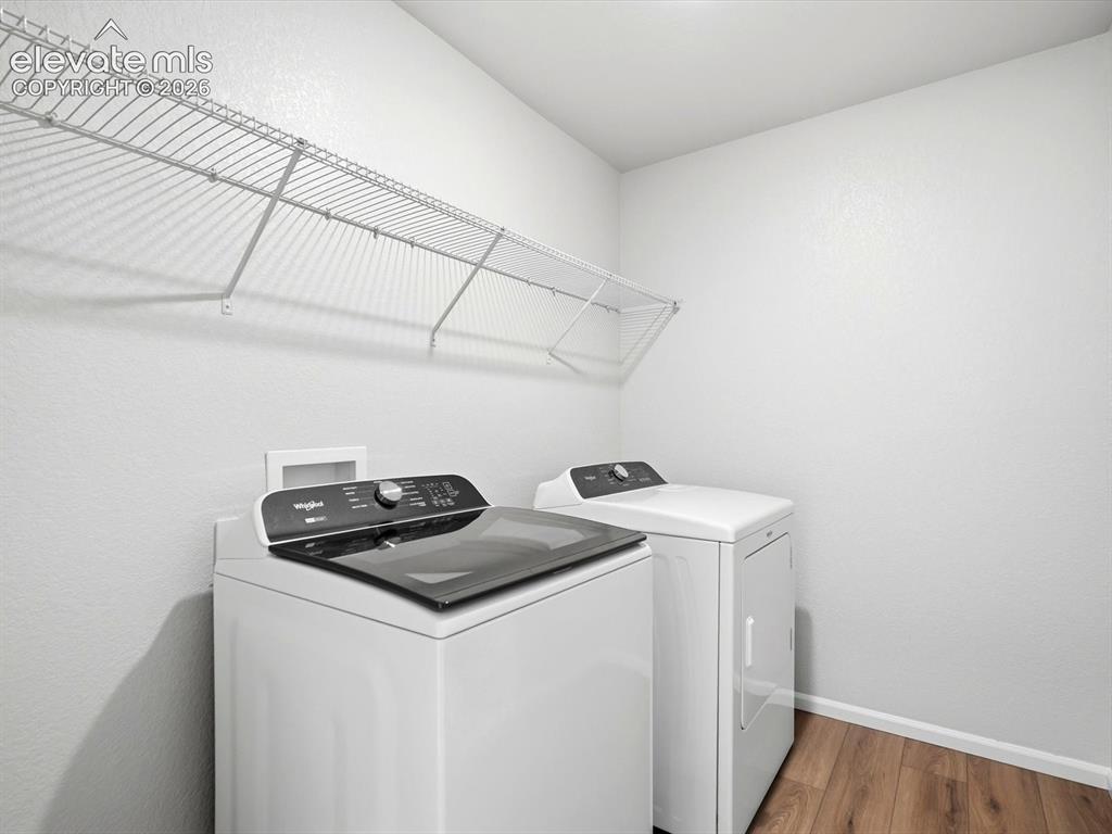 Image 21 of 27: Laundry