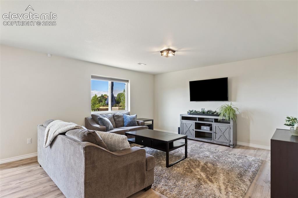 Image 4 of 30: Living Room