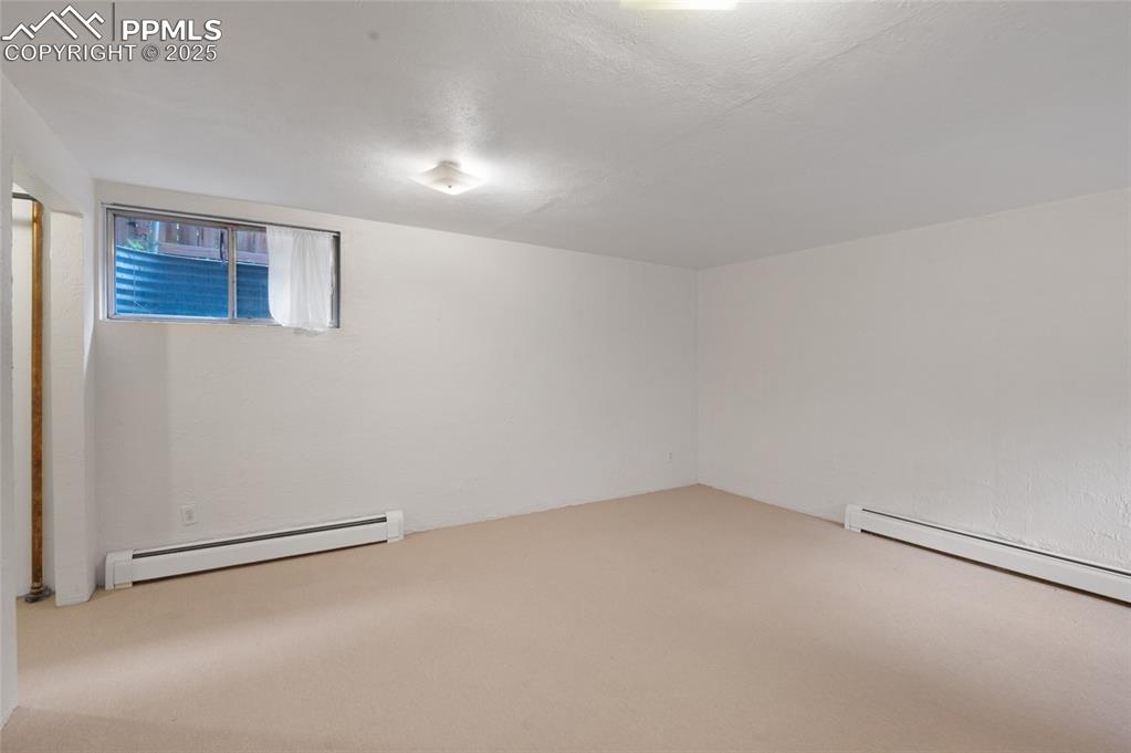 Image 31 of 40: Basement