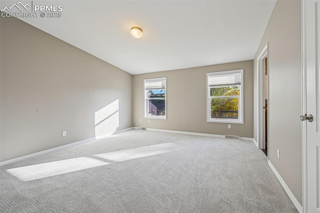 Image 16 of 44: Master Bedroom