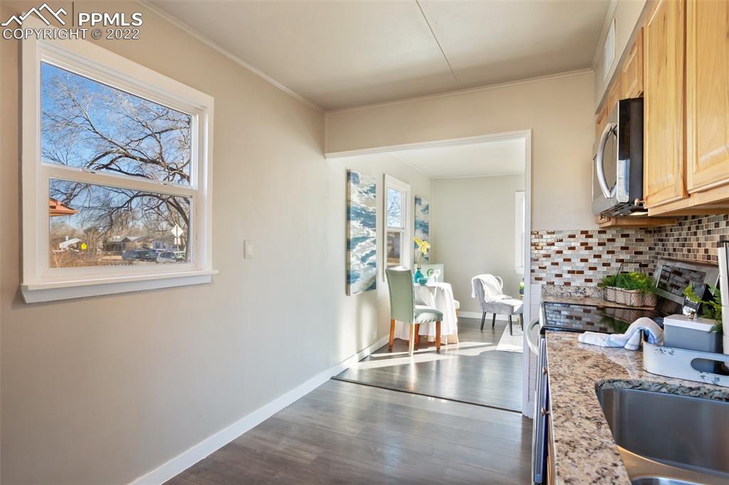 Listing 2332013, Image 11 of 35