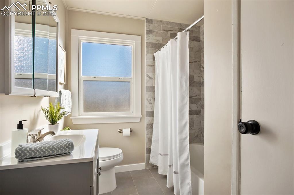 Listing 2332013, Image 13 of 35