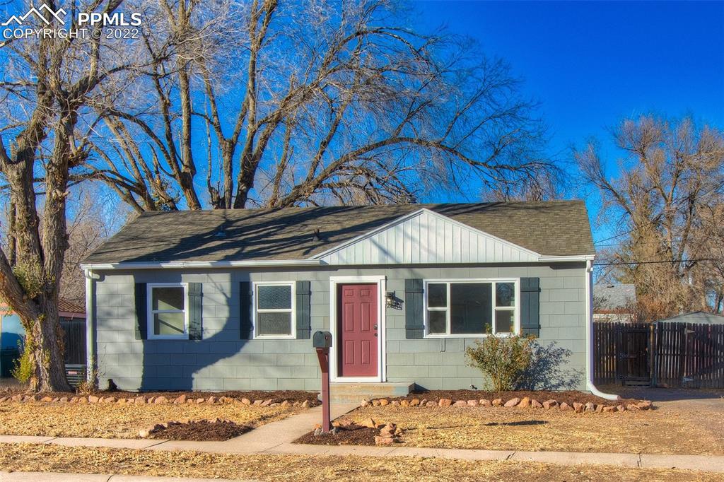 Listing 2332013, Image 2 of 35