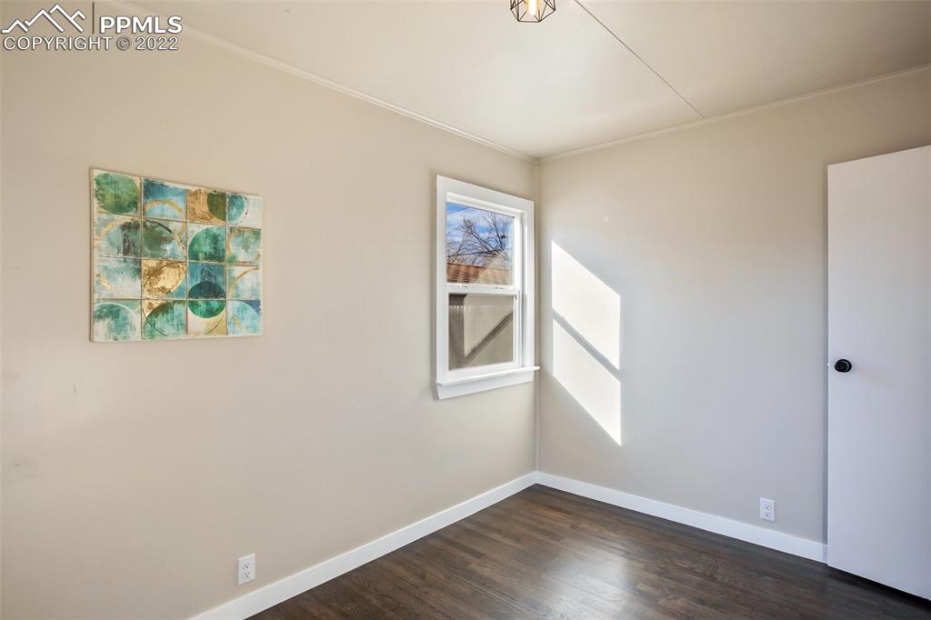 Listing 2332013, Image 21 of 35