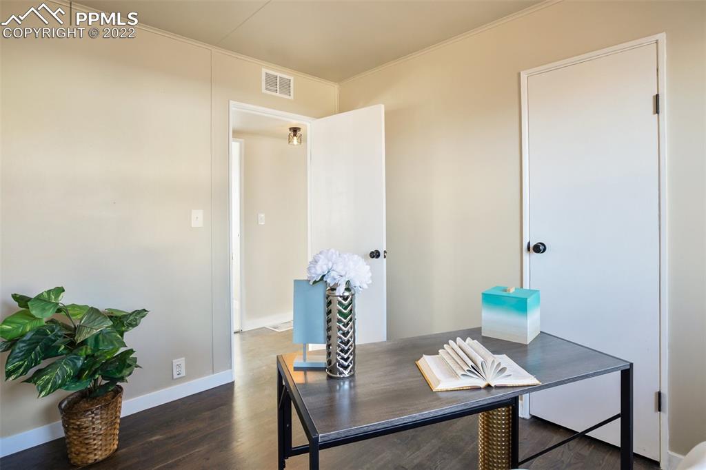 Listing 2332013, Image 26 of 35