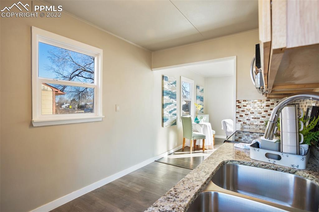 Listing 2332013, Image 9 of 35