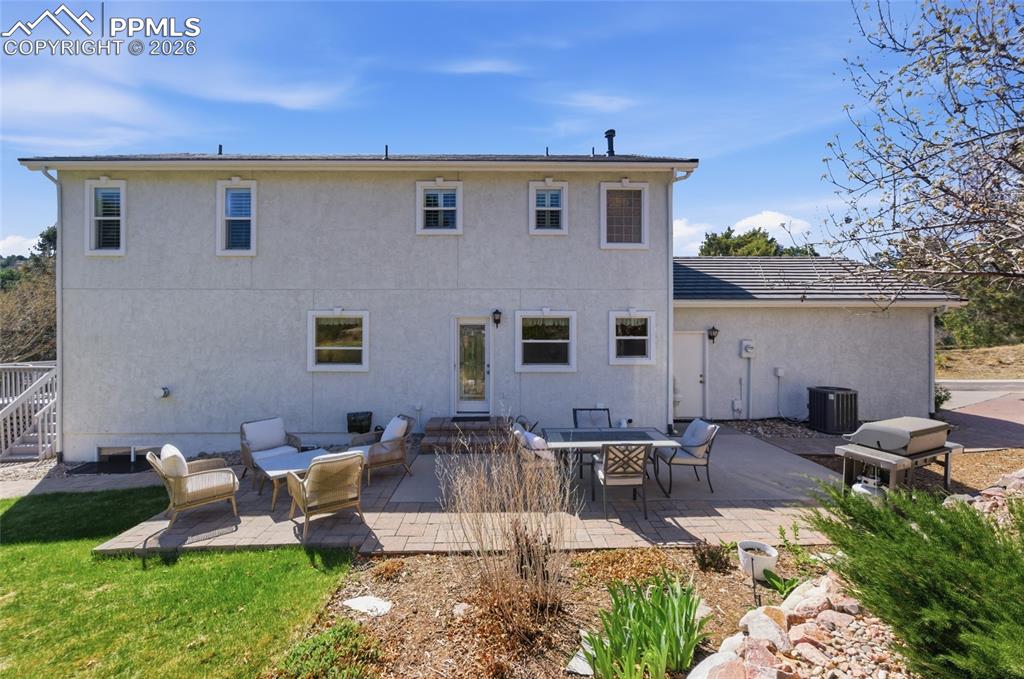 Image 38 of 48: Back of Structure