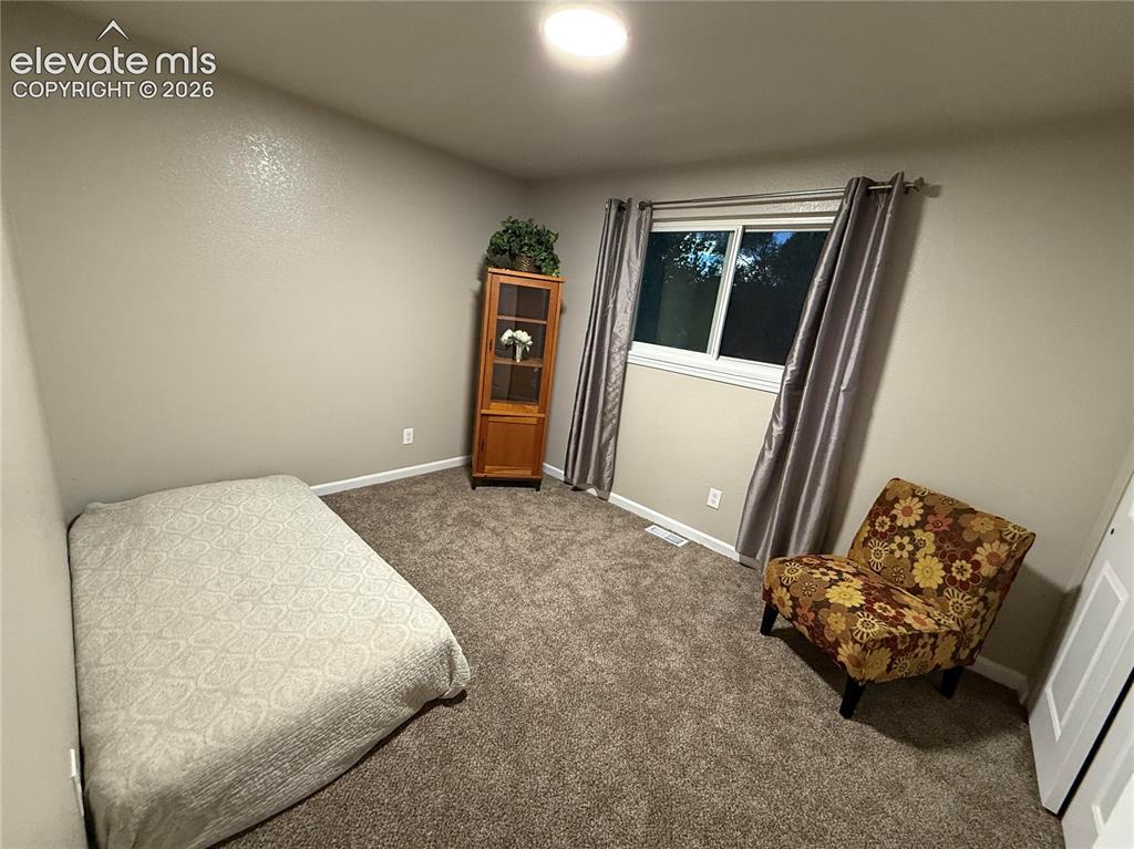 Image 12 of 30: Bedroom