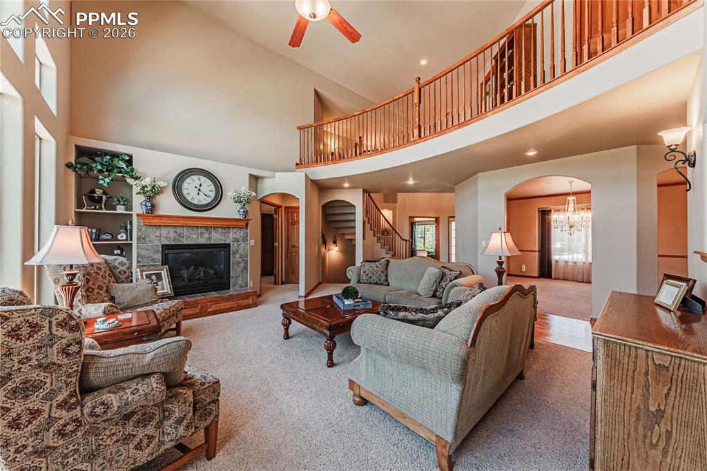 Image 15 of 50: Living Room