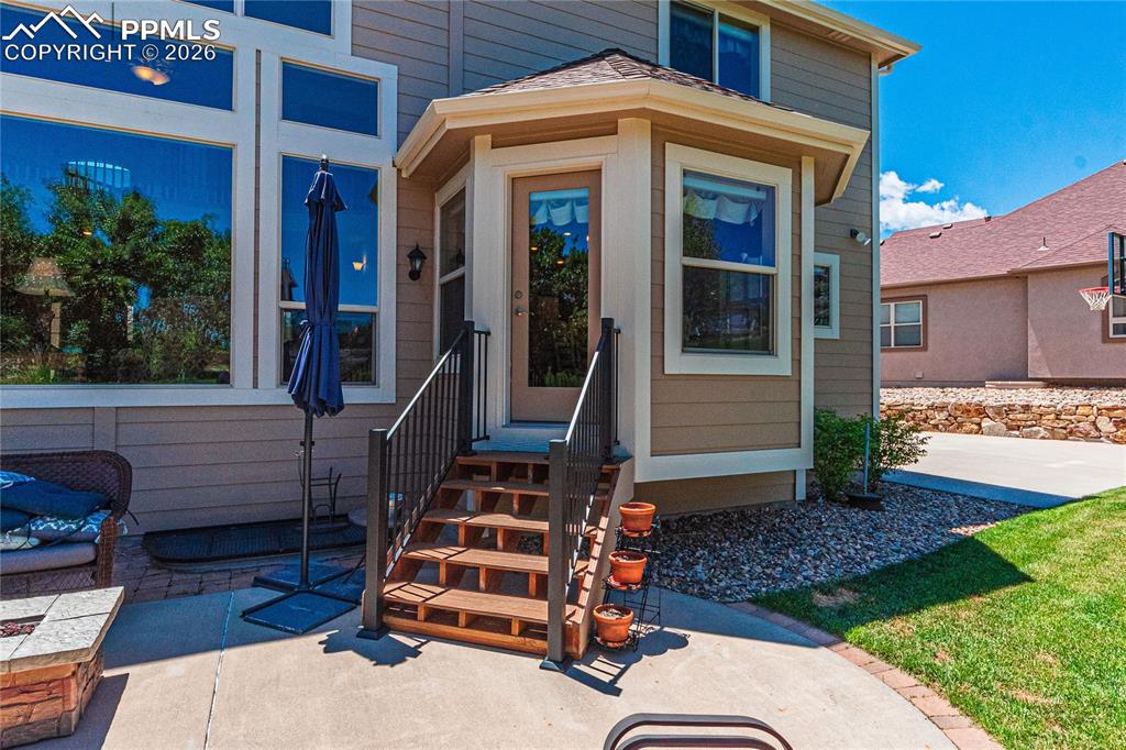 Image 48 of 50: Patio