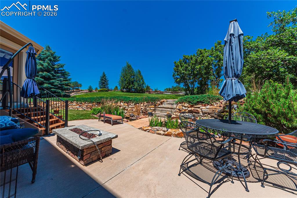 Image 49 of 50: Patio