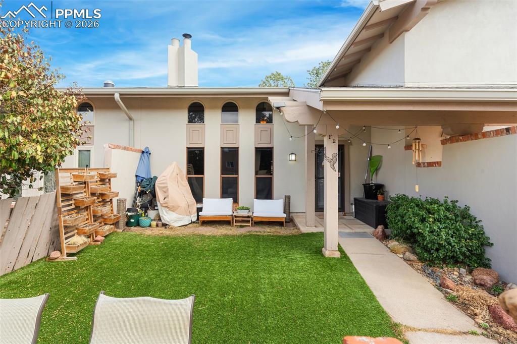 Image 3 of 32: Back of Structure