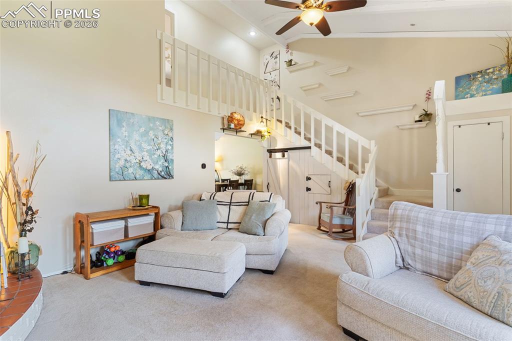 Image 8 of 32: Living Room