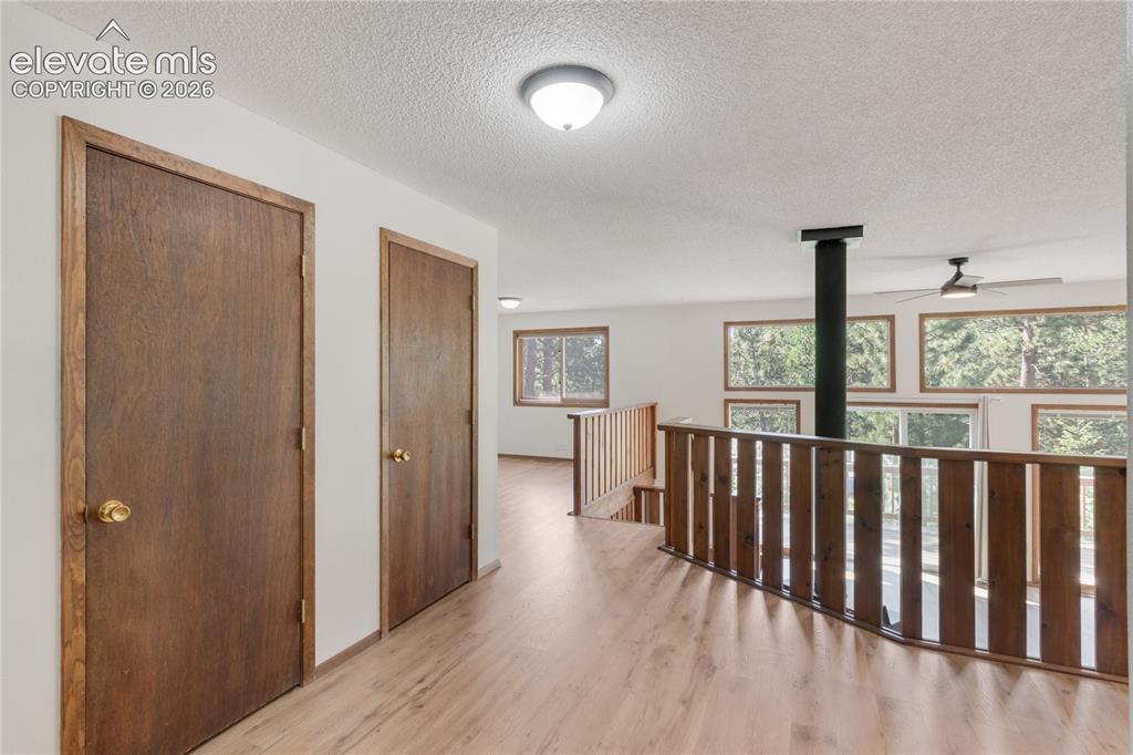 Image 11 of 44: Entry