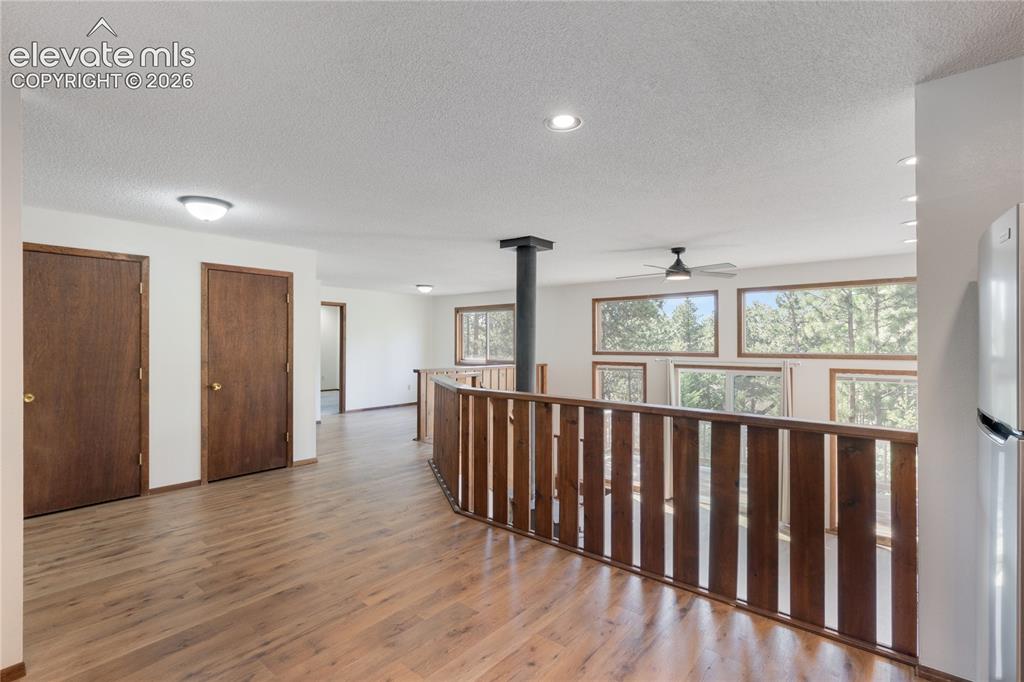 Image 15 of 44: Dining Room