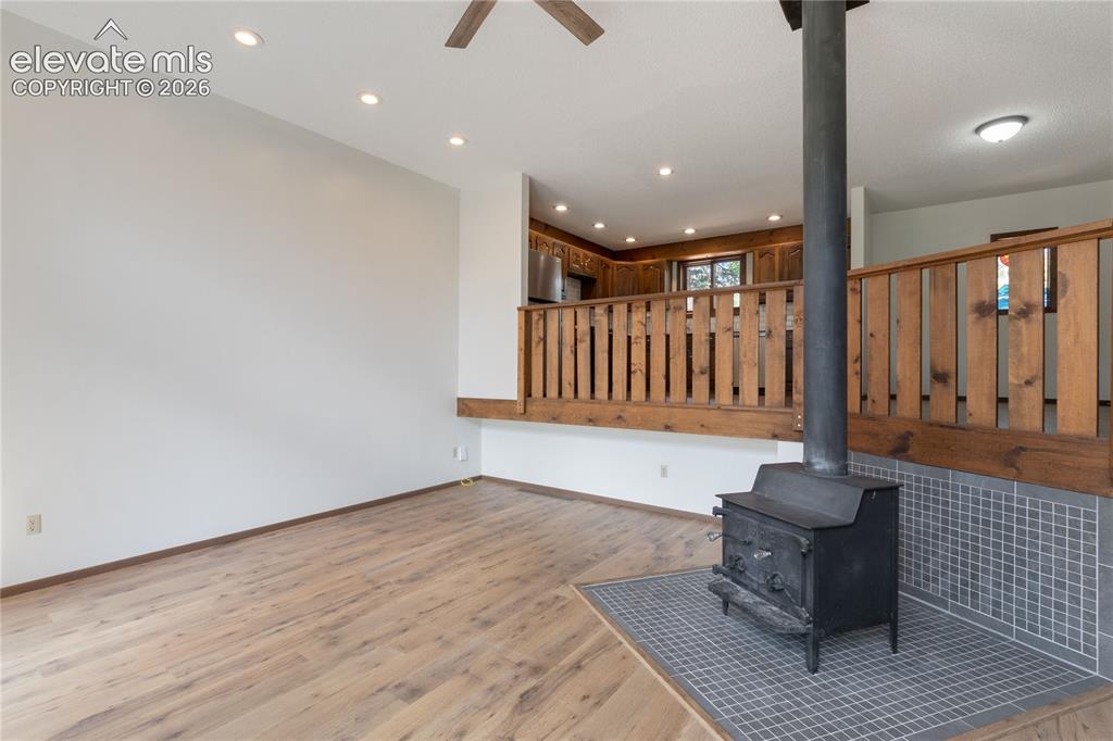 Image 21 of 44: Family Room