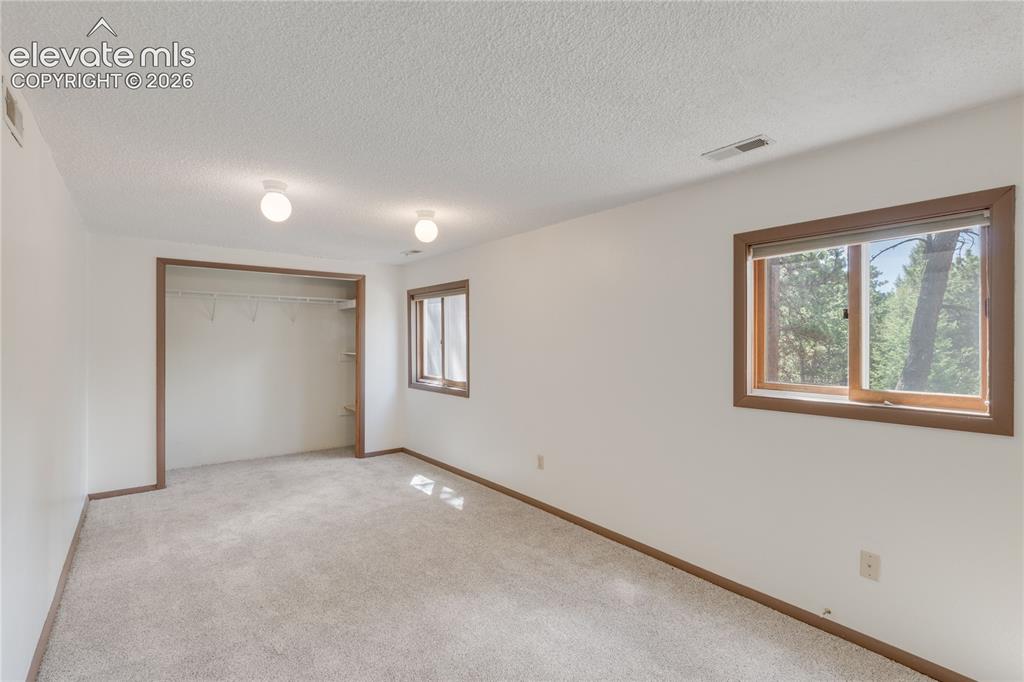Image 32 of 44: Bonus Room