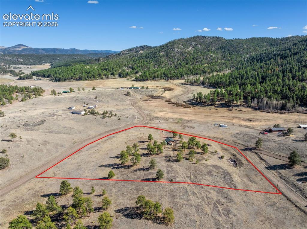 Image 3 of 41: Lines are approximate. Not a Survey.