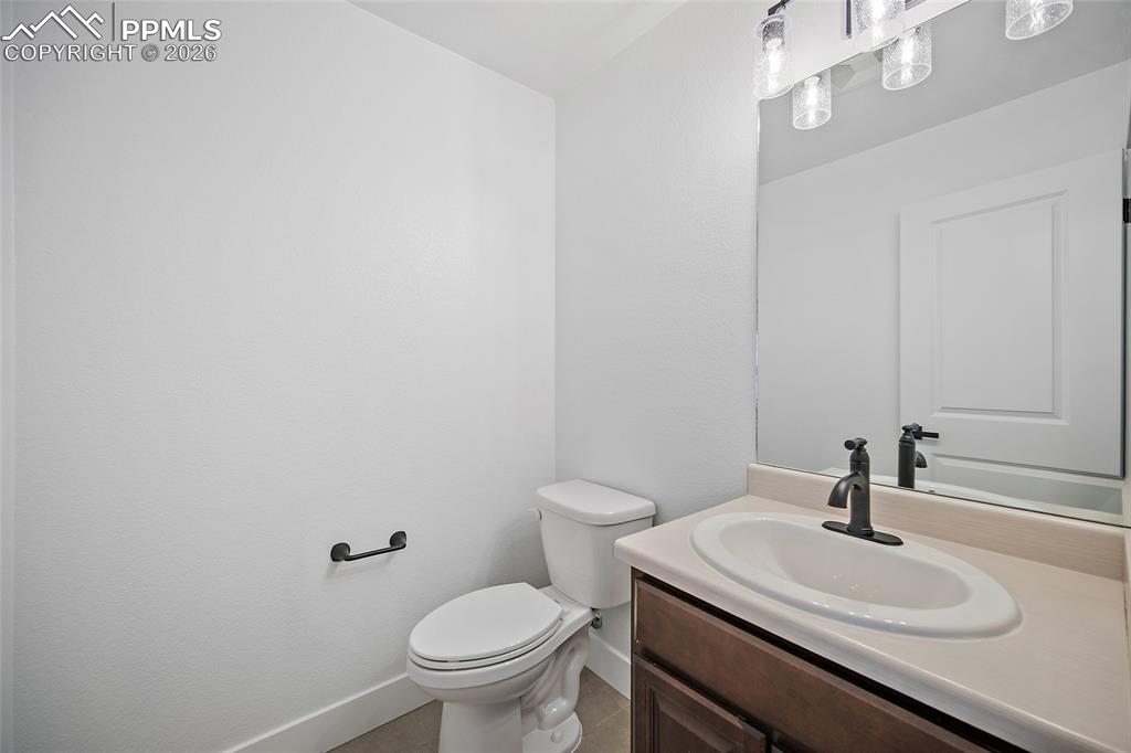 Image 13 of 40: Bathroom