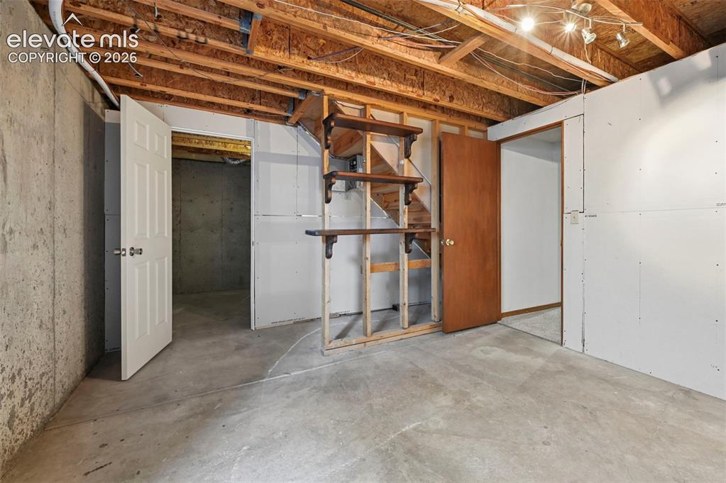 Image 18 of 21: Basement