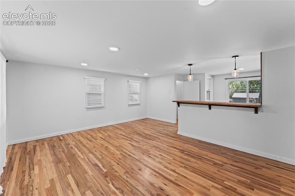 Image 4 of 40: Living Room