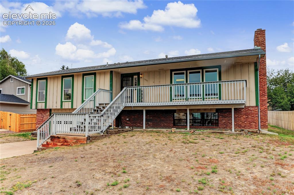 Caption: Cozy home. Great location.