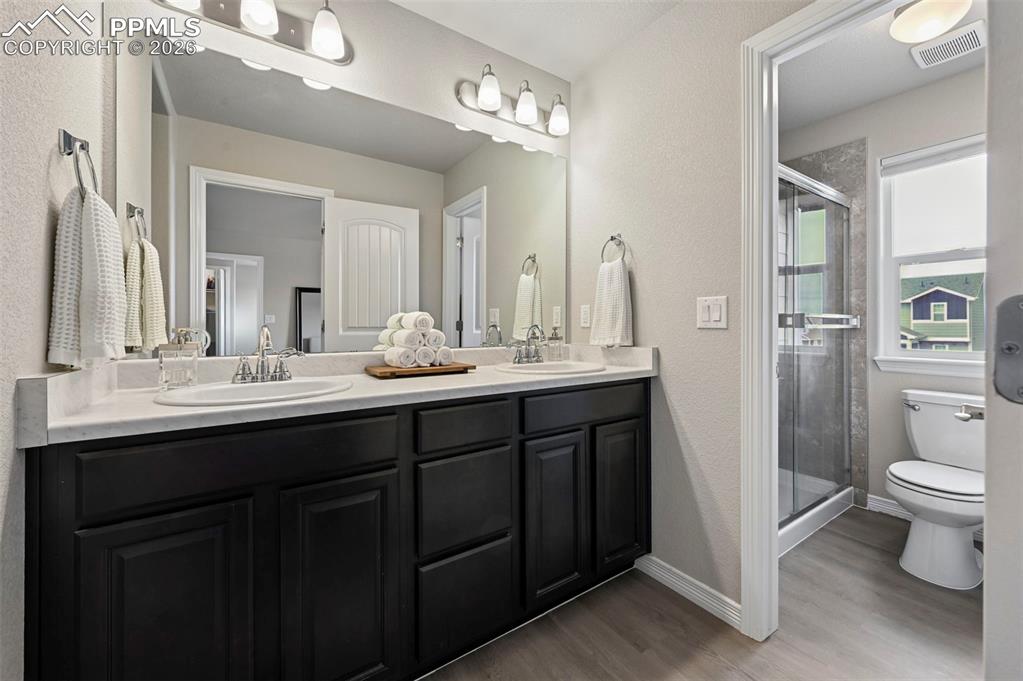 Image 15 of 31: Master Bathroom