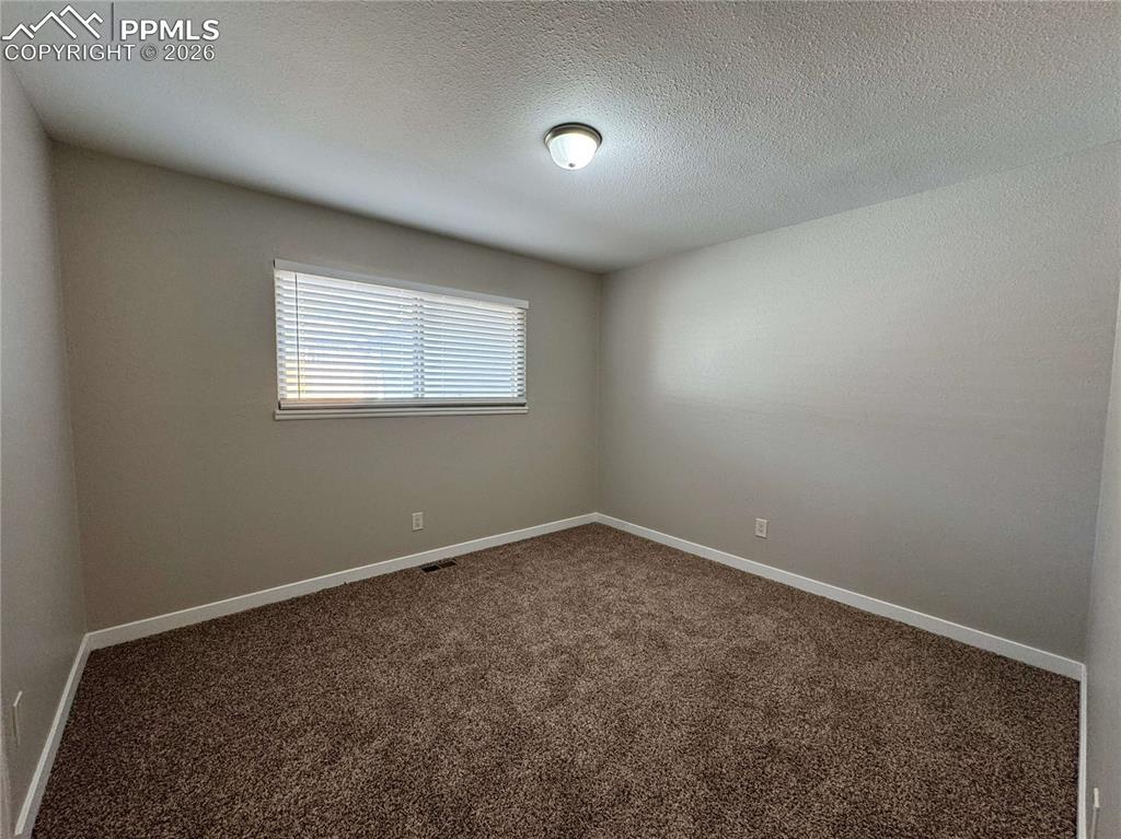 Image 15 of 20: Bedroom 2