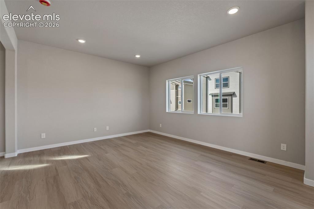 Image 12 of 28: *Photos of previous inventory home of same floor plan features/options will