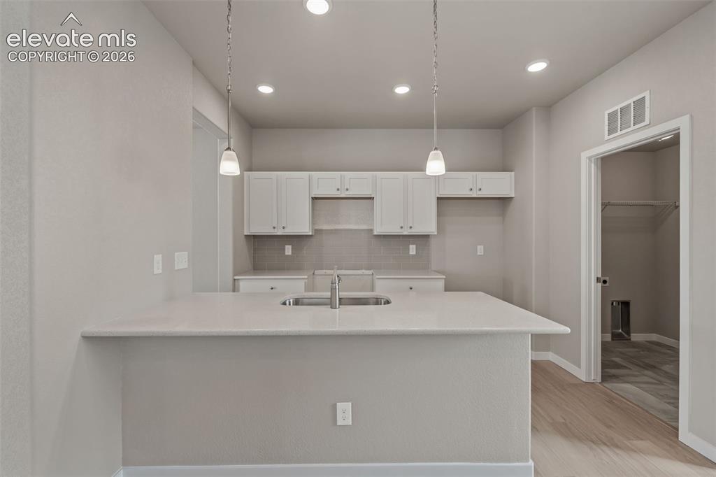 Image 5 of 28: *Photos of previous inventory home of same floor plan features/options will